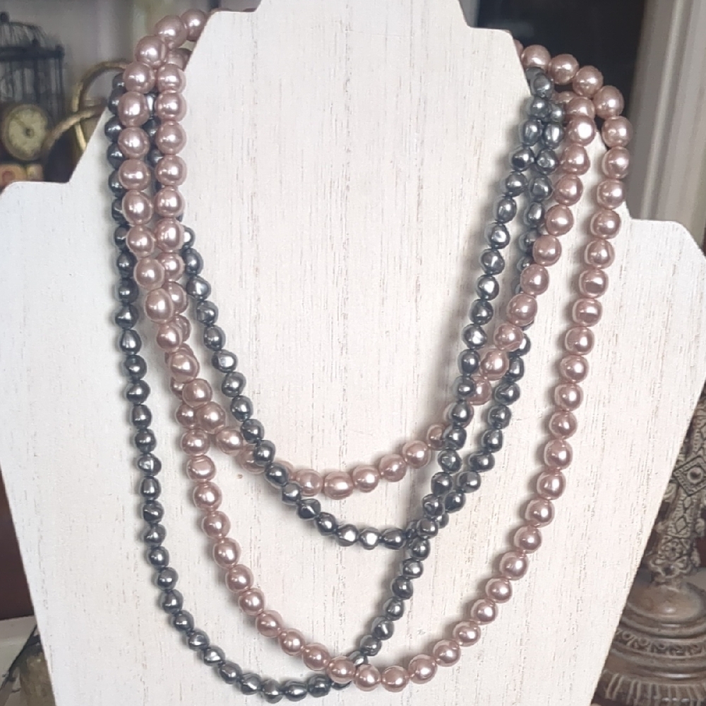 Elegant Champgne/Gray Pearl Necklaces